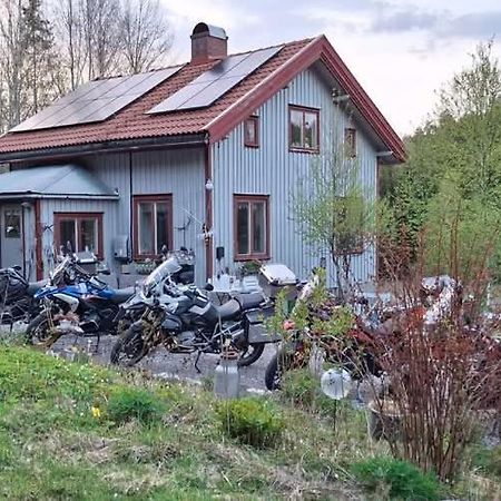 Charmigt Aeldre Hus, Laddbox 22 Kw, 5 Bil-Minuter Till Bad Strömstad Extérieur photo